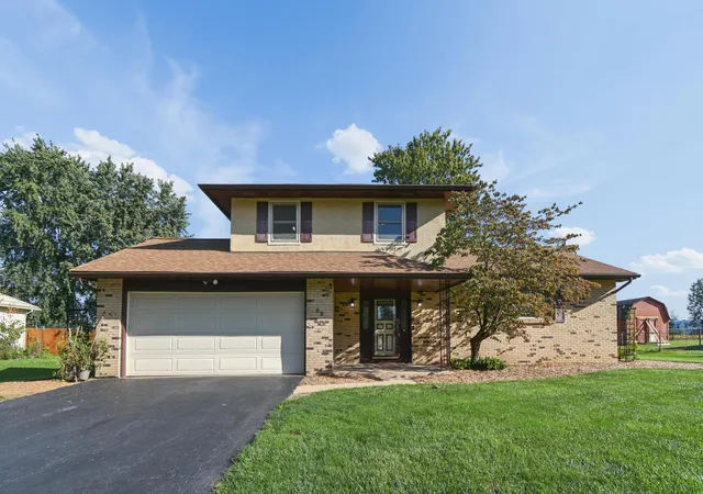 Photo 1 of Single family home for sale at 82 Imperial Dr Sw, Etna, OH 43062 | MLS# 226035357 | Listing updated on 2026-10-04