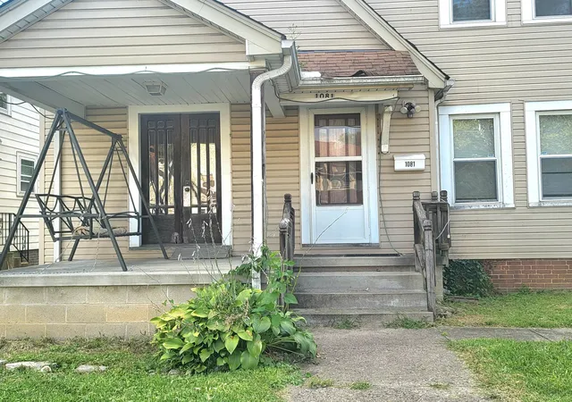 Photo 2 of Single family home for sale at 1081 Kelton Ave, Columbus, OH 43206 | MLS# 226035254 | Listing updated on 2026-09-16
