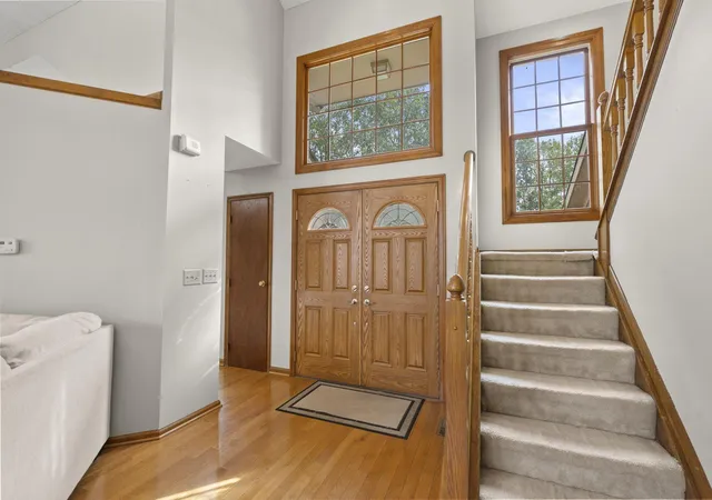 Photo 4 of Single family home for sale at 394 Meadow View Dr, Powell, OH 43065 | MLS# 226035384 | Listing updated on 2026-09-22