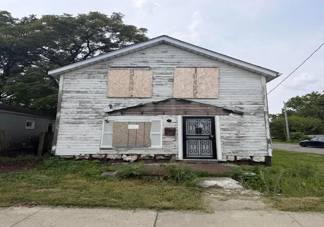 Photo 1 of Single family home for sale at 421 S Glenwood Ave, Columbus, OH 43223 | MLS# 226035589 | Listing updated on 2026-09-17