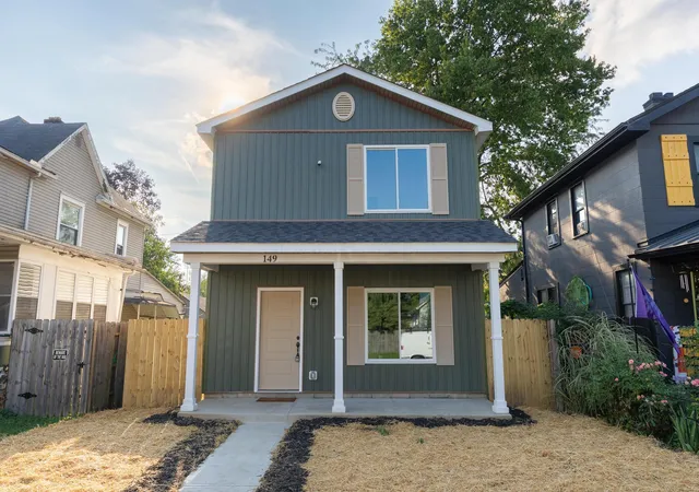 Photo 3 of Sale Pending at 149 S Harris Ave, Columbus, OH 43204 | MLS# 226035680 | Listing updated on 2026-10-05