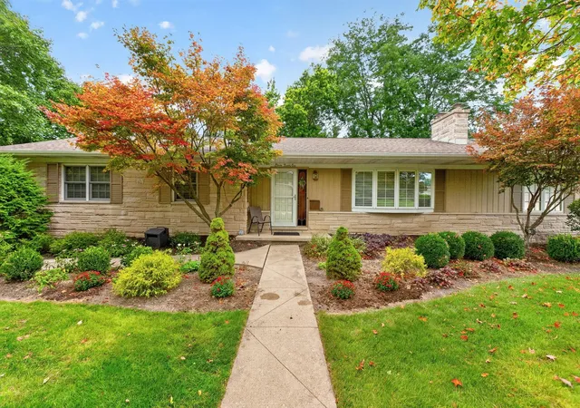 Photo 2 of Single family home for sale at 1121 Knowlton Rd, Bellefontaine, OH 43311 | MLS# 226035368 | Listing updated on 2026-09-29