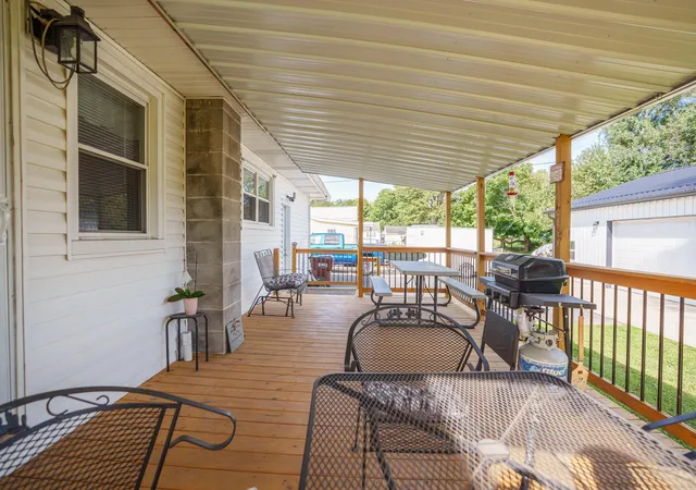 Photo 62 of Single family home for sale at 400 Market St, Richmond Dale, OH 45673 | MLS# 226035282 | Listing updated on 2026-09-27