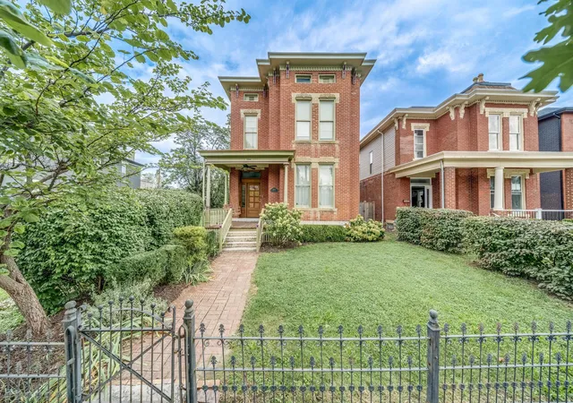 Photo 1 of Single family home for sale at 1054 E Long St, Columbus, OH 43203 | MLS# 226035359 | Listing updated on 2026-09-20