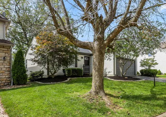 Photo 3 of Single family home for sale at 9039 Barley Loft Dr, Columbus, OH 43240 | MLS# 226035742 | Listing updated on 2026-09-21