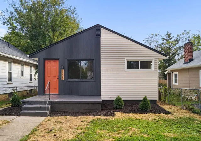 Photo 2 of Single family home for sale at 1225 Aberdeen Ave, Columbus, OH 43211 | MLS# 226035738 | Listing updated on 2026-09-25
