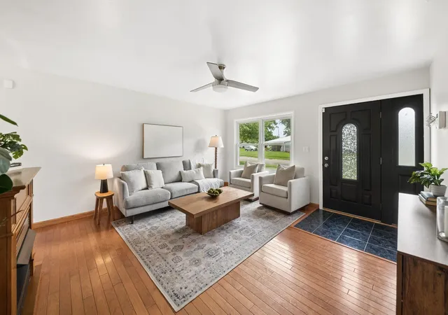 Photo 3 of Single family home for sale at 206 Putnam Rd, Heath, OH 43056 | MLS# 226035867 | Listing updated on 2026-09-22