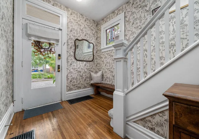 Photo 3 of Single family home for sale at 449 E Stewart Ave, Columbus, OH 43206 | MLS# 226035532 | Listing updated on 2026-09-21
