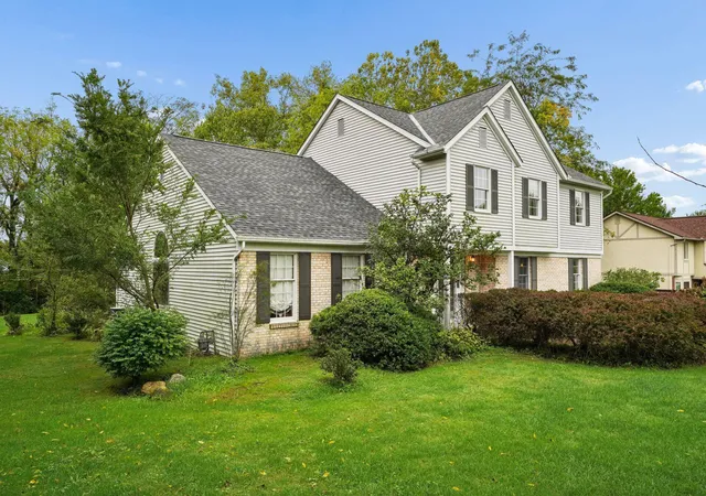Photo 2 of Single family home for sale at 8029 Ashland Ct Nw, Canal Winchester, OH 43110 | MLS# 226036643 | Listing updated on 2026-09-30