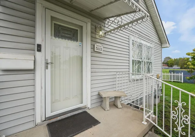 Photo 4 of Single family home for sale at 513 S Powell, Columbus, OH 43204 | MLS# 226035745 | Listing updated on 2026-09-21