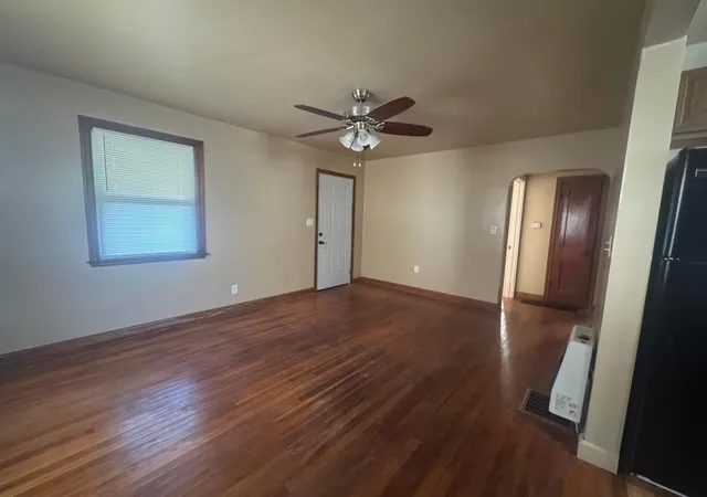 Photo 2 of Single family home for sale at 1036 E 20th Avenue, Columbus, OH 43211 | MLS# 226035353 | Listing updated on 2026-10-03