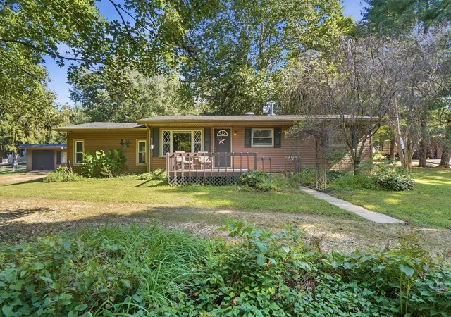 Single family home for sale at 8001 Duncan Plains Rd NW, Alexandria, OH 43001 | MLS# 226035428