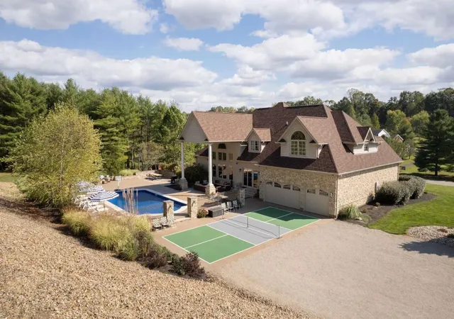 Photo 3 of Single family home for sale at 14872 Mercia Ln, Logan, OH 43138 | MLS# 226035383 | Listing updated on 2026-09-18