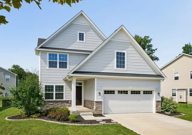 Photo 1 of Single family home for sale at 1430 Augustine Dr, Marysville, OH 43040 | MLS# 226035380 | Listing updated on 2026-10-04