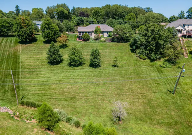 Photo 36 of Single family home for sale at 809 Sara Dr, Coshocton, OH 43812 | MLS# 226035632 | Listing updated on 2026-10-01