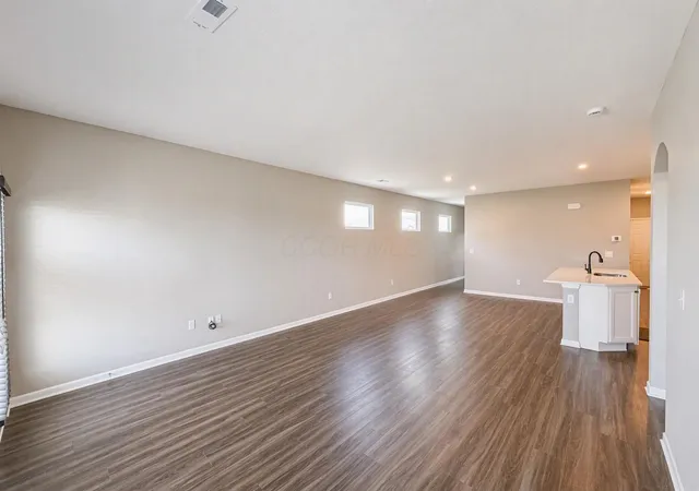 Photo 3 of Single family home for sale at 511 Rochdale Run, Delaware, OH 43015 | MLS# 226035386 | Listing updated on 2026-09-18