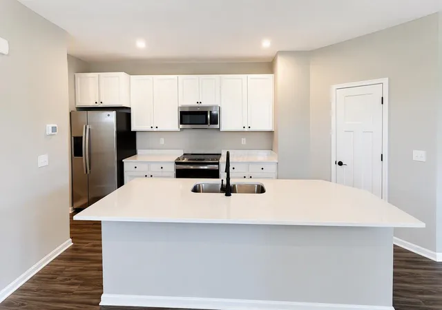 Photo 3 of Single family home for sale at 511 Rochdale Run, Delaware, OH 43015 | MLS# 226035386 | Listing updated on 2026-09-18