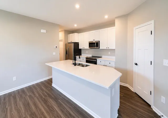 Photo 4 of Single family home for sale at 511 Rochdale Run, Delaware, OH 43015 | MLS# 226035386 | Listing updated on 2026-09-18