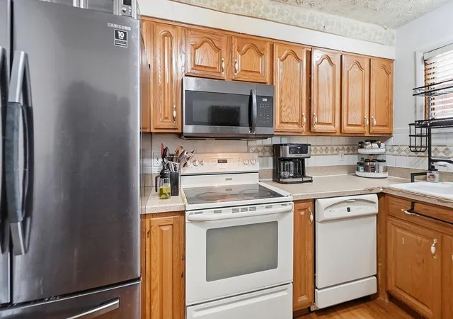 Photo 3 of Single family home for sale at 2025 Ward Rd, Columbus, OH 43224 | MLS# 226035397 | Listing updated on 2026-10-06