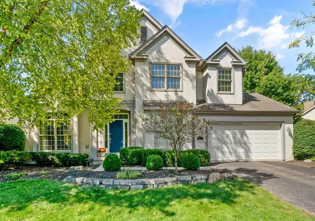 Single family home for sale at 403 Ashmoore Cir E, Powell, OH 43065 | MLS# 226035394