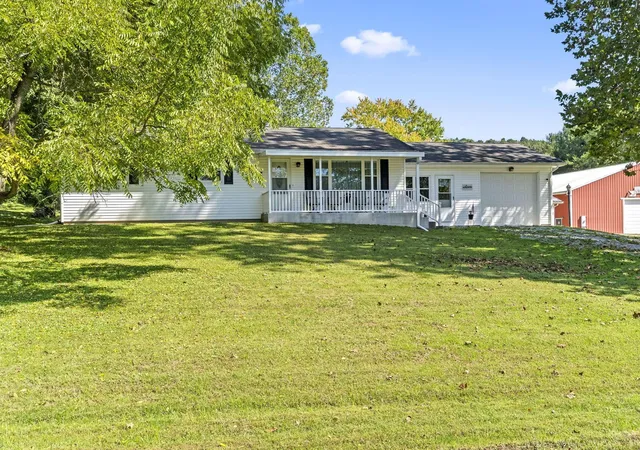 Photo 3 of Single family home for sale at 14572 Hock Hocking Rd, Logan, OH 43138 | MLS# 226035652 | Listing updated on 2026-10-14