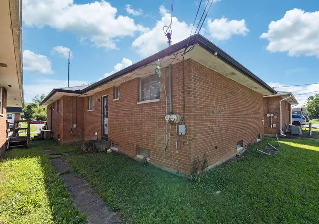 Photo 2 of Multi family home for sale at 537 Barnett Rd, Columbus, OH 43213 | MLS# 226035396 | Listing updated on 2026-10-07