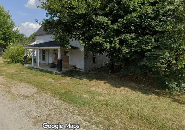 Photo 2 of Single family home for sale at 411 Earl Ave, Washington Court House, OH 43160 | MLS# 226035470 | Listing updated on 2026-09-29