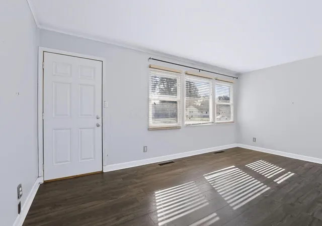 Photo 2 of Single family home for sale at 4358 Wayne St, Hilliard, OH 43026 | MLS# 226035469 | Listing updated on 2026-10-06