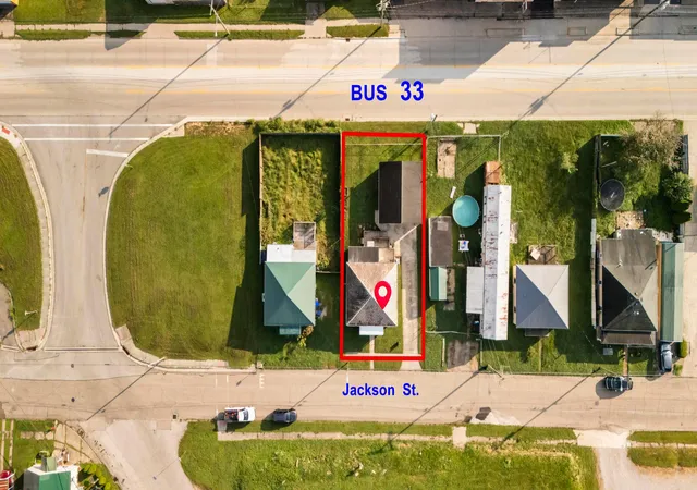 Photo 3 of Single family home for sale at 682 Jackson St, Nelsonville, OH 45764 | MLS# 226035914 | Listing updated on 2026-09-26