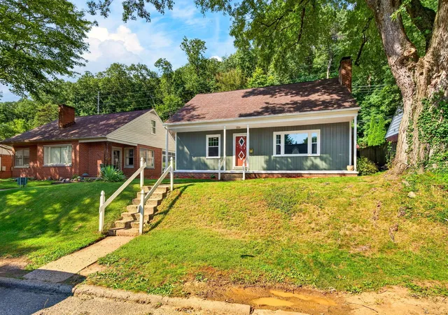 Photo 3 of Single family home for sale at 529 N Frederick St, Lancaster, OH 43130 | MLS# 226035697 | Listing updated on 2026-09-29