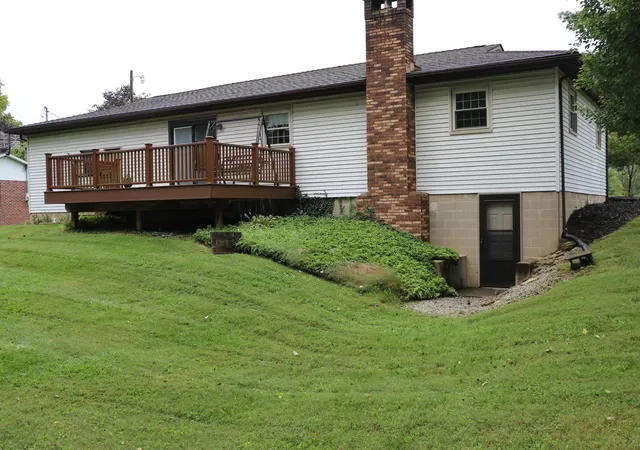 Photo 3 of Sale Pending at 13120 Old Mansfield Rd, Mount Vernon, OH 43050 | MLS# 226036076 | Listing updated on 2026-09-24