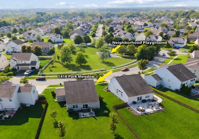 Photo 3 of Single family home for sale at 1418 Park Meadow Dr, Marysville, OH 43040 | MLS# 226035444 | Listing updated on 2026-10-04