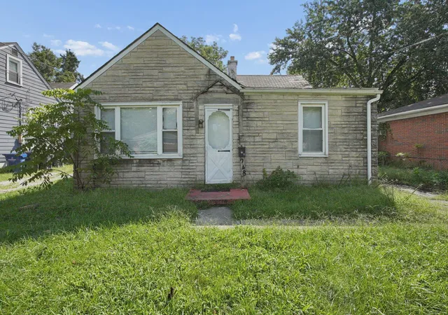 Photo 2 of Multi family home for sale at 970 Westphal Ave, Columbus, OH 43227 | MLS# 226035571 | Listing updated on 2026-09-18