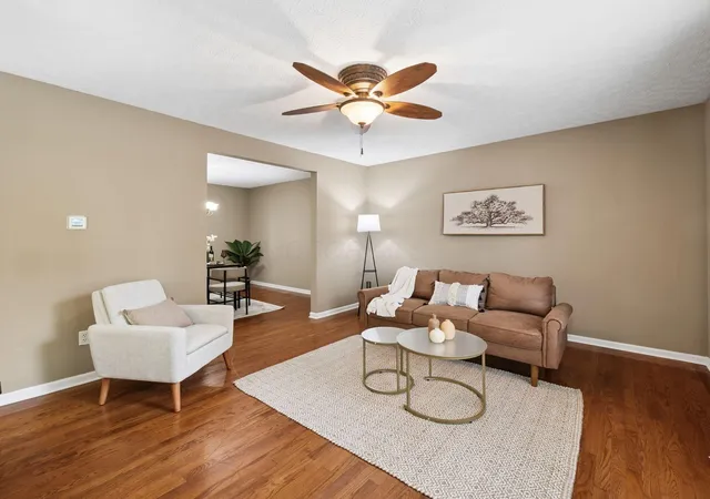 Photo 3 of Single family home for sale at 524 Courtright Dr, Pickerington, OH 43147 | MLS# 226036683 | Listing updated on 2026-10-02