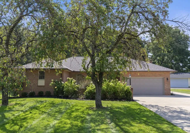 Photo 1 of Single family home for sale at 6081 Mayfair Dr, Galena, OH 43021 | MLS# 226035508 | Listing updated on 2026-09-24