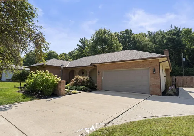 Photo 3 of Single family home for sale at 6081 Mayfair Dr, Galena, OH 43021 | MLS# 226035508 | Listing updated on 2026-09-24