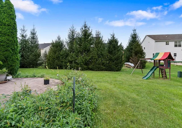 Photo 4 of Single family home for sale at 1597 Daffodil Pl, Lewis Center, OH 43035 | MLS# 226035682 | Listing updated on 2026-09-24