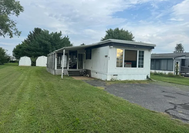 Photo 1 of Single family home for sale at 43 Skyline Dr, South Bloomfield, OH 43103 | MLS# 226035482 | Listing updated on 2026-09-21