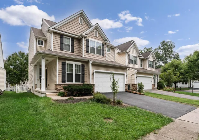 Single family home for sale at 2678 Patenson Dr, Columbus, OH 43219 | MLS# 226035615