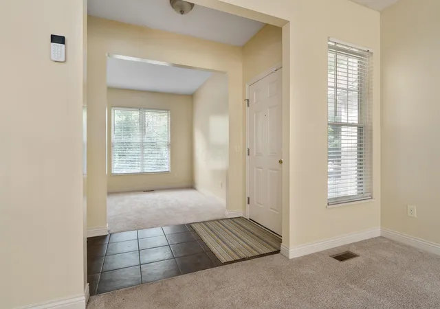 Photo 3 of Single family home for sale at 2678 Patenson Dr, Columbus, OH 43219 | MLS# 226035615 | Listing updated on 2026-10-08