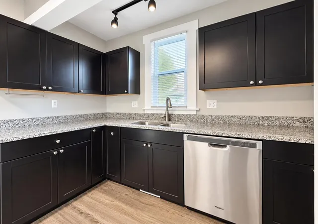 Photo 4 of House for sale at 126 E 6th Avenue #126, Columbus, OH 43201 | MLS# 226035485 | Listing updated on 2026-10-05