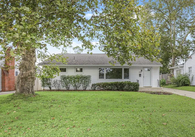 Photo 1 of Sale Pending at 2722 Woodstock Rd, Columbus, OH 43221 | MLS# 226035941 | Listing updated on 2026-09-28