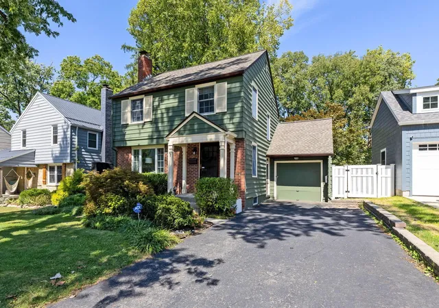 Photo 1 of Single family home for sale at 374 Loveman Ave, Worthington, OH 43085 | MLS# 226035534 | Listing updated on 2026-09-22