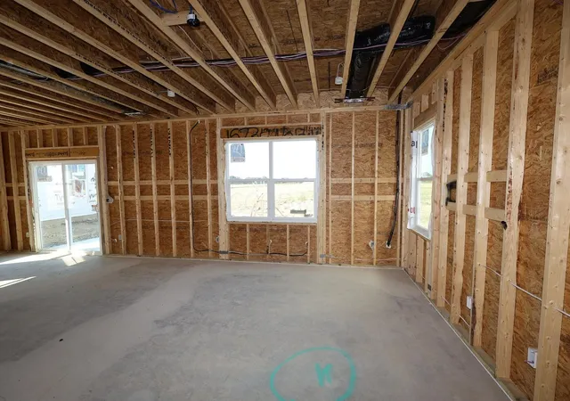 Photo 3 of Single family home for sale at 1105 Brittany Dr, Delaware, OH 43015 | MLS# 226035509 | Listing updated on 2026-10-02