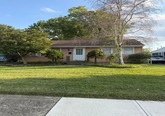 Photo 1 of Single family home for sale at 4187 Wright Park, Columbus, OH 43213 | MLS# 226035515 | Listing updated on 2026-10-03