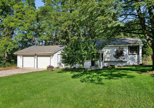 Photo 2 of Single family home for sale at 4471 Township Rd 179, Marengo, OH 43334 | MLS# 226035518 | Listing updated on 2026-09-20