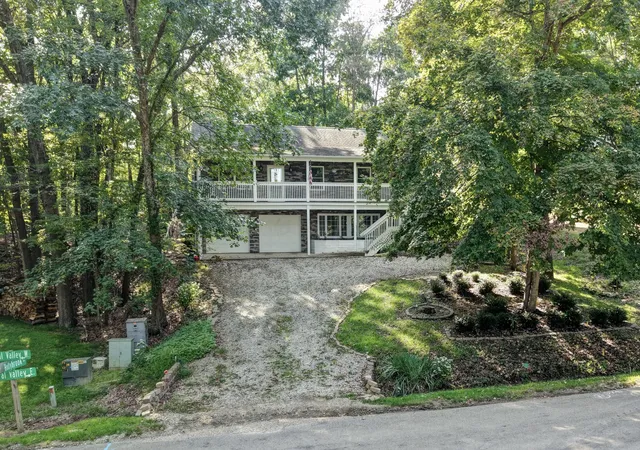 Photo 2 of Single family home for sale at 668 Floral Valley Dr E, Howard, OH 43028 | MLS# 226035543 | Listing updated on 2026-09-18