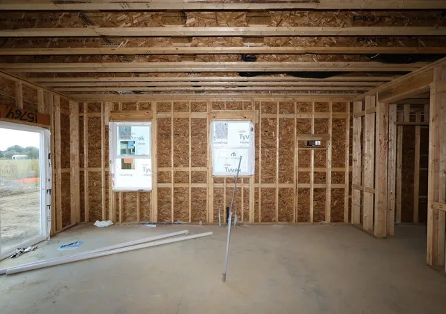 Photo 4 of Single family home for sale at 1134 Brittany Dr, Delaware, OH 43015 | MLS# 226035559 | Listing updated on 2026-09-23