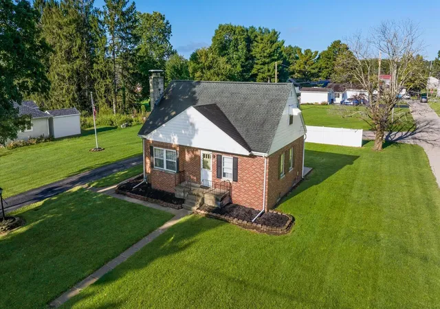 Photo 1 of Single family home for sale at 691 Jefferson St, Utica, OH 43080 | MLS# 226035631 | Listing updated on 2026-09-29