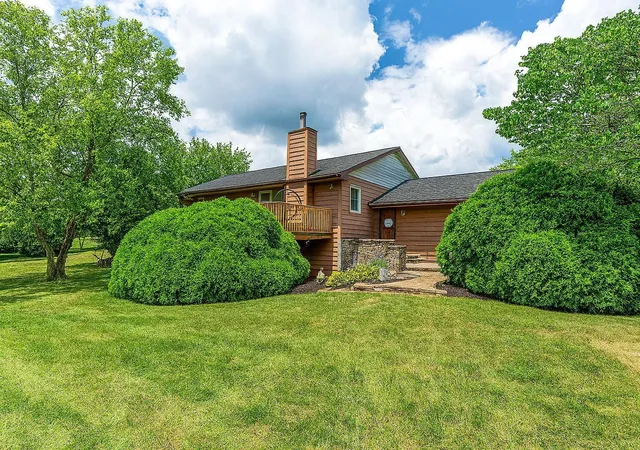 Photo 3 of Single family home for sale at 2390 Penry Rd, Radnor, OH 43066 | MLS# 226035568 | Listing updated on 2026-09-29
